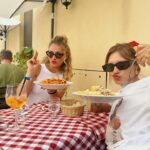 Paulina Vetrano Instagram - Que difícil elegir sólo 10 fotos. A puro baile, pasta y pitttza en LA Roma 🇮🇹🍕🍝🤍