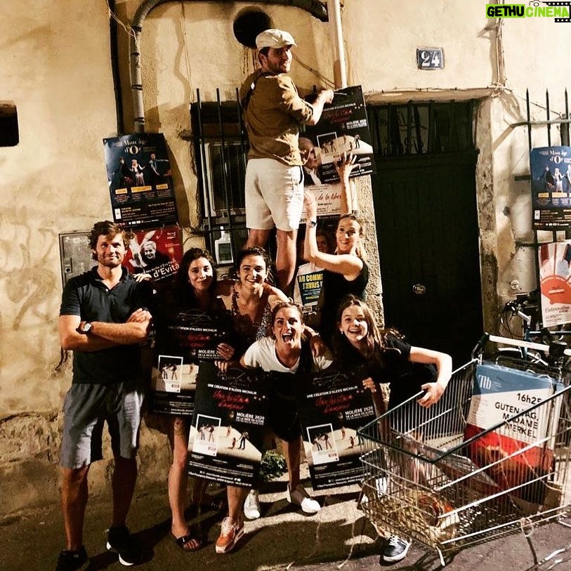 Pauline Bression Instagram - Let’s Go 🎭🥳 Team Une Histoire d’Amour au Festival d’Avignon 💕 Du 7 au 30 juillet à 18h35 sauf les lundis à @la.scala.provence #festivaldavignon #lascalaprovence #theatre #unehistoiredamour