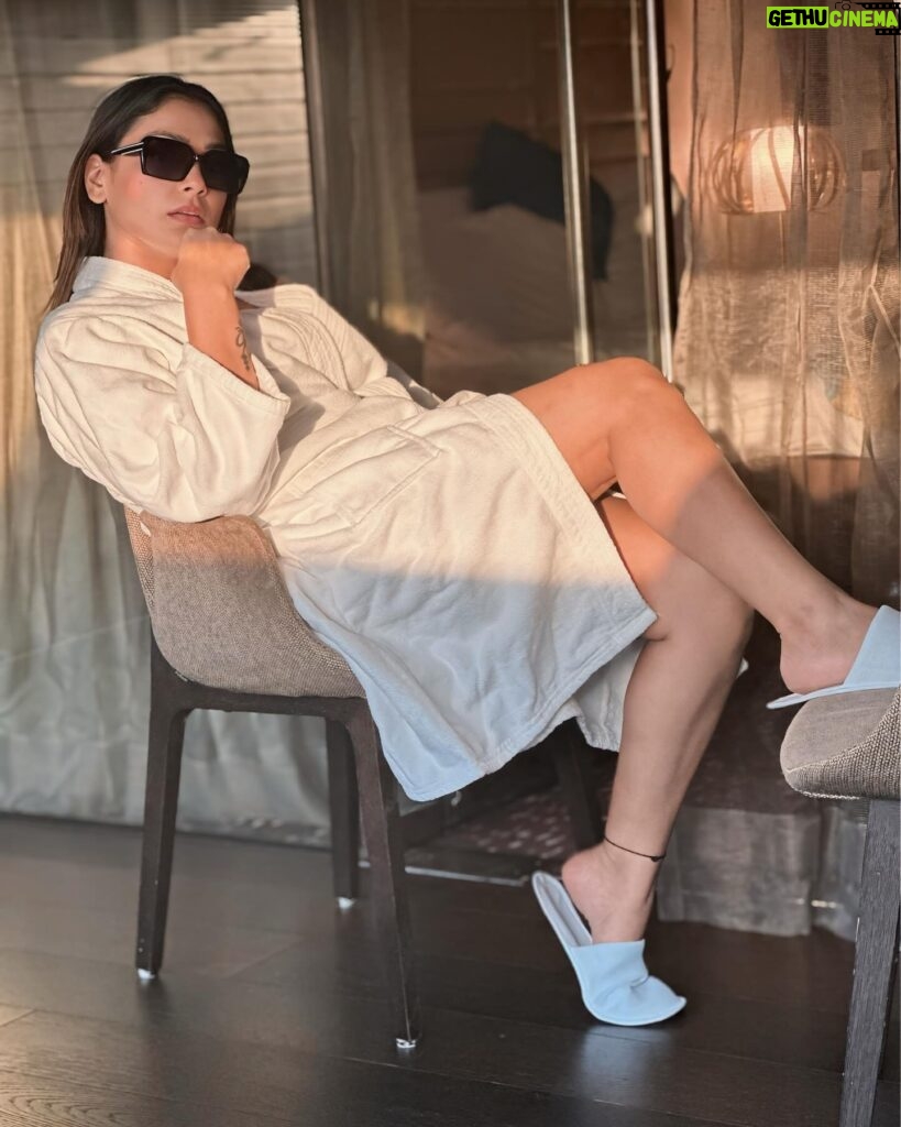 Payas Pandit Instagram - The perfect companion for lazy mornings😀Stay classy, stay cozy in a robe @payaspandit__ #payaspandit #payaspandit❤️❤️
