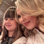 Pelageya Khanova Instagram - Тасин четвертый «Щелкунчик». Традиция😇 А у вас какие семейные традиции? Расскажите! С Новым Годом! 🎄🙌🏻 Листайте) #щелкунчикбалет #большойтеатр #пелагея #таськинамать #новыйгод #семейныетрадиции