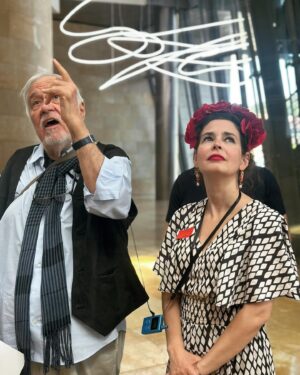 Pelin Batu Instagram - İlber hoca ve Maison Yirmisekiz ile Bilbao’yu geziyoruz. @maisonyirmisekiz