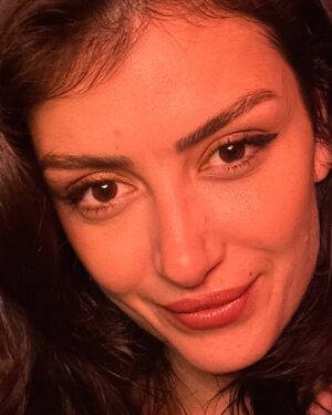 Pelin Orhuner Instagram - Arşivden buldum🫡👁️ arşivde kalmasın.