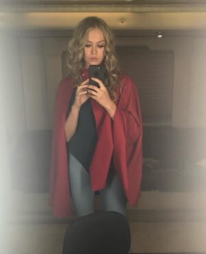 Penelope Mitchell Instagram - #thehyperionsmovie is out today on YouTube! 

It was a such a pleasure getting to work with real life superhero @caryelwes and the many talented human beings that brought this film to life. 

I hope you guys enjoy and that it brings a little joy to your hearts right now. 💕☺️😁
