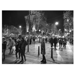 Penelope Mitchell Instagram - Paris, mon coeur, tu m'as manquée!!🇫🇷💕