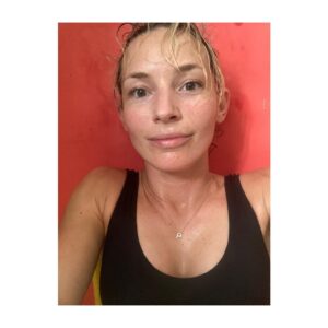 Perdita Weeks Instagram - Back to work 😅