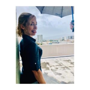 Perdita Weeks Instagram - When the weather makes you feel riiiiiight at home. 📸 @brigettemyresharpe