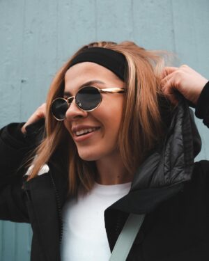 Pernilla Böckerman Instagram - Nauraminen on yksi lempipuuhistani 🩵⛅️