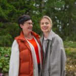 Pernilla Böckerman Instagram - Huvila ja Huussi tänään kello 20 Nelosella 🏡❤️ Ohjelman lopputulos oli uskomaton ja juuri meidän näköisemme. Nyt meillä on täydellinen paikka luoda yhteisiä muistoja ystävien ja perheen kanssa! Kuvat @marikasaikkonen