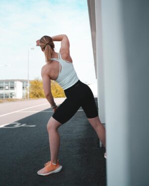 Pernilla Böckerman Instagram - Mainos @gymnation ARVONTA 🔥 Yhdessä @gymnation kanssa haluamme arpoa sinulle ja kaverillesi vapaavalintaiset Gymnation High-Waist Biker Shortsit! ☀️ Nämä ovat kesän ehdottomat lempparit 😍

Arvonnan ohjeet:
👉🏼 Seuraa @gymnation & @pernillabockerman
👉🏼 Tykkää kuvasta
👉🏼 Kommentoi kaveri, jonka haluaisit ilahduttaa uusilla Gymnation Biker Shortseilla 

Jokainen kommentti on uusi arpa ❤️‍🔥

Yksi (1) onnekas voittaa itselleen ja kaverilleen 
Gymnation High-Waist Biker Shortsit. Osallistumisaika on 19.-21.5. klo 12.00 saakka. Voittajaan ollaan yhteydessä henkilökohtaisesti yksityisviestillä maanantaina 21.5. täällä Instagramissa. 

Instagram ei ole mukana arvonnassa.