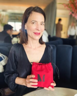 Perrey Reeves Instagram - I am so excited to try @drdiamondsmetacine daytime and nighttime regime! So fun seeing @rebeccagayheartdane and @jjcombs today. I am lucky to have such wonderful friends ❤️