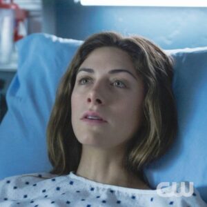 Perry Mattfeld Instagram - Unless you’re waiting to binge on Netflix in September…

Season 4 premieres TONIGHT on @thecw 😈