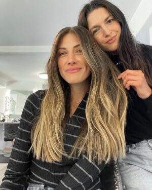 Perry Mattfeld Instagram - The freshest of hair for @perrymattfeld ✨
#hairbykelseygusto
Color: @zabriela