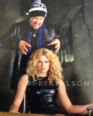 Peta Wilson Instagram - #throwback #curls Max and I. Bally's #petawilson hair : @maxpinnellhair