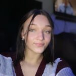 Peyton Evans Instagram - Happy New Years ♥️ Hope 2022 is amazing 🤩 #happynewyear2022 #2022 #peytonkaye #peytonevans