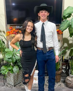 Peyton Evans Instagram - HOCO 23 💙💙💙