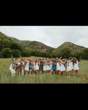 Peyton Evans Instagram - I am so very grateful i got to experience this cheer season with this amazing team. Even tho i wasn’t able to compete with them i enjoyed every moment watching them perform and become an amazing team. these girls are amazing i love them all and im very grateful for the wonderful coaches that we had and i will forever cherish the funny moments with the team. 🫶🏻