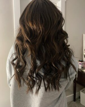 Peyton Evans Instagram - Mom let me have my birthday present early! Love my extensions by @hairby.talya #peytonkaye