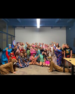 Peyton Evans Instagram - I am so very grateful i got to experience this cheer season with this amazing team. Even tho i wasn’t able to compete with them i enjoyed every moment watching them perform and become an amazing team. these girls are amazing i love them all and im very grateful for the wonderful coaches that we had and i will forever cherish the funny moments with the team. 🫶🏻