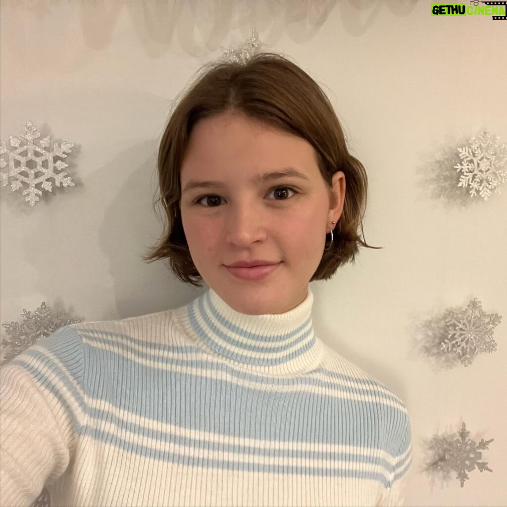 Peyton Kennedy Instagram - nineteen ❄️