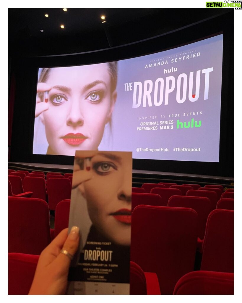 Peyton Kennedy Instagram - The history buff in me loves a good biopic 🩸 #TheDropout @thedropouthulu @hulu @searchlightpics