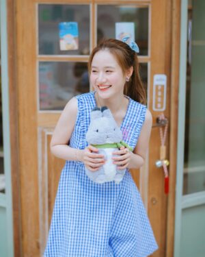 Phatchatorn Thanawat Instagram - 🌤️Keep a  smile on your face.

🎀 : @flat2112