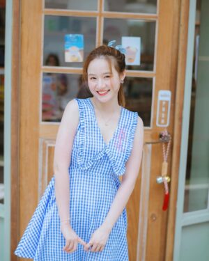 Phatchatorn Thanawat Instagram - 🌤️Keep a  smile on your face.

🎀 : @flat2112