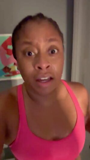 Phoebe Robinson Instagram - #ThotNaysh! Your girl has been on her running journ journ since April. Which means I’ve had lots of time to think! Introducing: “A Penny For My Running Thots.” Today? I’m prepping for the apocalypse, but we know I’d get killed pretty early on! But at least my body will look cute getting murderized! 🤷🏾‍♀️🤷🏾‍♀️🤣🤣🤦🏾‍♀️🤦🏾‍♀️. Tell me what you think about when you’re working out, going for a stroll, or just doing anything nice for your body-ody-ody. #Running

P.S. Come see me in your city on my Messy AF stand-up tour. Click da link in the bio for tix!