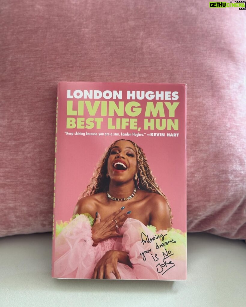 Phoebe Robinson Instagram - JAN & FEB ‘24 BOOK DUMP ⠀ #ThotNaysh! Sure, I started the year w/crippling food poisoning - #MontezumasRevenge - but nothing’s gonna stop me from my fav pastime outside of lusting after tenured sauseege & that’s reading, heauxes! Peep what I’ve read & try not to j off to my 🦶🏾: ⠀ •LIVING MY BEST LIFE, HUN by @thelondonhughes. Funny, raunchy, joyful, & sweet. If you wanna feel like you’re hanging out with a friend, this book for you. ⠀ •FORTY MILLION DOLLAR SLAVES by #WilliamCRhoden. Fascinating analysis about the history of the Black athlete. I learned a lot I didn’t know. The writing is engrossing. The book doesn’t end on an optimistic note. Low key sobering & depressing when thinking about the ways that athletics & capitalism have helped and hurt. Really great read tho. Check it out. ‌ •A PRODUCT OF GENETICS (AND DAY DRINKING) by @arkansaswrites. Yes, she’s a writer on my @tinyrepbooks imprint. But she’s damn funny. Great essay collection tracking motherhood, bad jobs, family life, etc. I lol’d a lot. Much needed levity. Book comes out in June. Cannot wait for y’all to read it. ⠀ •UNBOUGHT AND UNBOSSED by #ShirleyChisholm. Story of her life by the woman herself. Inspiring. Smart. She was an absolute badass who believed in servicing the community. Loved it so much I’m getting my niece a copy. Highly recommend this book! ‌ •THE CREATIVE ACT: A WAY OF BEING by @rickrubin. Meditative. Wise. Hopeful. Challenging. Absolutely love, love, love this book. Morsels of delicious thots and I savored this book. Didn’t want it to end. Will def return to this every time I begin a new project. Hope to meet him one day. ‌ Comment below w/what you’ve been reading & tag me & @tinyrepbooks in pics of you & your 📚 with the hashtag #TinyRepBookDump ‌ Also, see me tape my next stand-up special at @dynastytypewriter on March 30th. 2 shows: 7:30p & 10p. Get tix at link in da bio!