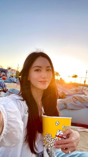 Phyllis Quek Instagram - Sunset and movie 🍿