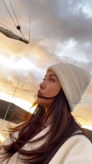 Phyllis Quek Instagram - Loving the sunset ! #goldenhour #magical