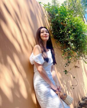 Phyllis Quek Instagram - No matter how you feel ……. Get up, dress up , show up and never give up 💛