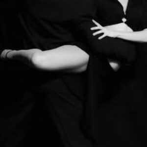 Pía Sanz Instagram - El Tango es pasión, es elegancia, es contar una historia mientras dos personas sienten cada paso…  Gracias al Tango me enamoré de la danza y traté de aprender todas las disciplinas que pude.  Me llevó a conocer lugares hermosos. Amo bailar, y a pesar de ya no tengo acento Argentino, Amo ser Argentina y amo mis costumbres… Día nacional del Tango 🇦🇷 #dianacionaldelTango

Gracias partners :) 🤍💃🏻🕺🏻
@moisesspenaloza @tv_pedromoreno @maxi_iglesias @diegosantanatango @adriandimonte