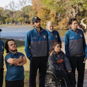 Pilar Gamboa Instagram - En unas horas se estrena DIVISION PALERMO en Netflix. Es una serie toda entera de @santikorovsky el tipo más neurótico y tierno del universo con un humor de otra galaxia. 
Además con un elenco con el que lloramos de risa y no estoy exagerando. Yo esta serie la llevo en el corazón para siempre.
VEANLA porque no hay mucha cosa que se le parezca, es bastante única y eso siempre es para festejar. 

Además @florenciapercia e @ismestre que escribieron con Santi, entre otros guionistas,y que los quiero tanto. 

@daniel_hendler_ @valeria_licciardi_fan @ilgocie @renato_consa @soyhernancuevas @jayjaynugnes @charonlopez @martingarabal @marcelosubiottook @agustinrittano @negroprina @valerialois @spregelburd @crulecia @iairsaid @alansabbagh @bellosoactor @izcovichgabriela @fabianarenillas @dani.koro 

@chenetflix 
@kramersigmanfilms