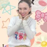 Pimonwan Hoonthongkam Instagram - ได้เวลาเปิดตัวศิลปินรับเชิญ ที่พร้อมมาแจมความฟินให้หายคิดถึงกันแล้ว กับ ประตูใจคอนเสิร์ต สาว สาว สาว เติมเต็มทุกความสนุกพร้อมศิลปินรับเชิญ อิ้งค์ วรันธร / แน็ก ชาลี / บุรินทร์ บุญวิสุทธิ์ / ไข่ตุ๋น ญาณรินทร์ และศิลปินเซอร์ไพรส์ที่ยังอุบเอาไว้อีกเพียบ ======================= สาว สาว สาว ประตูใจคอนเสิร์ต 2 รอบการแสดง 🗓️ วันเสาร์ที่ 25 พฤษภาคม 2567 ⏰ เริ่มแสดง 19.00 น. 🗓️ วันอาทิตย์ที่ 26 พฤษภาคม 2567 ⏰ เริ่มแสดง 18.00 น. (รอบการกุศล สมทบทุนเข้ามูลนิธิรามาธิบดีฯ) 📌ณ ศูนย์การประชุมแห่งชาติสิริกิติ์ เปิดจำหน่ายบัตร ตั้งแต่วันที่ 28 มีนาคม 2567 (10.00 น. เป็นต้นไป) ที่ไทยทิคเก็ตเมเจอร์ ทุกสาขา และ https://bit.ly/sao-sao-sao บัตรราคา 1,500 / 2,000 / 2,500 / 3,000 / 3,500 / 4,500 / 5,500 และ 6,000 บาท มาเปิดประตูใจ ให้หายคิดถึงไปด้วยกัน หมายเหตุ: 1. รอบการกุศล สนับสนุนทุกการช่วยเหลือชีวิต สร้างบุญกุศลครั้งยิ่งใหญ่ มอบรายได้ทั้งหมด ทุกที่นั่ง สมทบทุนเข้ามูลนิธิรามาธิบดีฯ เพื่อเป็นความหวังในการช่วยเหลือทุกชีวิต💕 *สำหรับผู้จองบัตรรอบนี้สามารถออกใบเสร็จลดหย่อนภาษีได้ 2 เท่า 2. ลูกค้าที่ซื้อบัตรผ่านทางมูลนิธิรามาธิบดีฯ สามารถแจ้งขอรับใบเสร็จลดหย่อนภาษีกับมูลนิธิฯ ได้เลย 3. ลูกค้าที่ซื้อบัตรผ่าน ThaiticketMajor สามารถแจ้งขอรับใบเสร็จลดหย่อนภาษีได้ ดังนี้ - กรณีซื้อที่สาขา สามารถแจ้งความประสงค์ขอใบเสร็จลดหย่อนภาษีกับพนักงานได้เลย - กรณีซื้อ Online สามารถโทรเข้า Call Center ของ ThaiticketMajor เบอร์ 02-262-3456 เพื่อขอใบเสร็จลดหย่อนภาษี - โดยทั้ง 2 กรณี ทาง ThaiticketMajor จะส่งข้อมูลของผู้ต้องการรับใบเสร็จลดหย่อนภาษีให้กับทางมูลนิธิรามาธิบดีฯ เพื่อออกใบเสร็จ และทางมูลนิธิฯ จะดำเนินการจัดส่งใบเสร็จตามที่อยู่ที่ผู้ซื้อบัตรแจ้งไว้กับทาง ThaiticketMajor ผ่านทางไปรษณีย์ ตั้งแต่วันที่ 10 มิถุนายน 2567 เป็นต้นไป #สาวสาวสาว #ประตูใจ #ประตูใจคอนเสิร์ต #มูลนิธิรามาธิบดีฯ #คำว่าให้ไม่สิ้นสุด #Singha #ThaiHonda #โฮมมี #กันแดดนีเวียเกาหลี #Lotuss #Neekrung