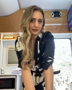 Actress Pınar Çağlar Gençtürk HD Instagram Photos and Wallpapers March 2024