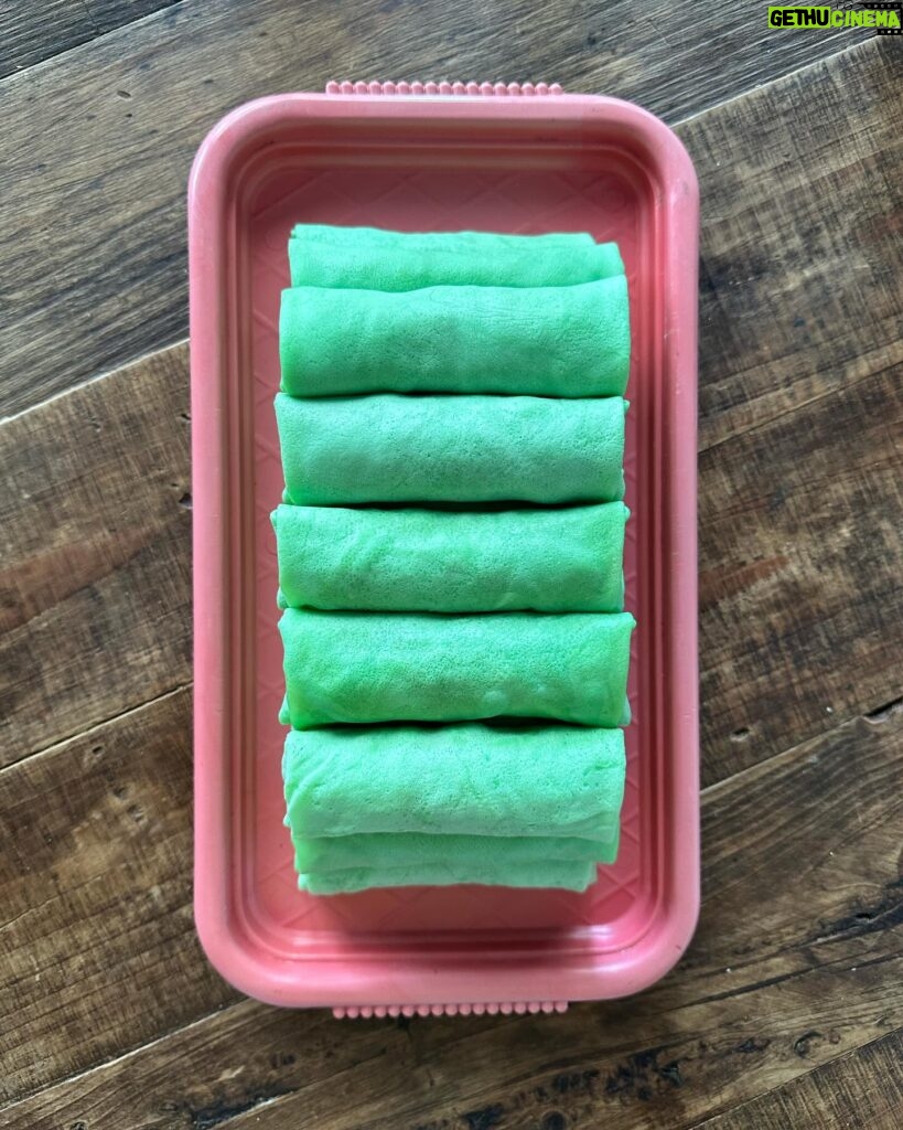 Poh Ling Yeow Instagram - Haven’t made these in a while….. 1. Kuih Dadar - Malaysian sweet of coconut cooked in gula Melaka (dark palm sugar) wrapped in pandan coconut crepes. 2. The other cake on the plate is delicious durian cheesecake made by my cuz @happy_healthy_val. 3. Happy dad. 4. Durian confederacy of Aunty 1 (Rose) who we’ve not seen for 20 years, Uncke 2 (Bobby) & Dad. No joke durian contemplation was had here. About all the varieties and why this brand which was deseeded was best value for money.