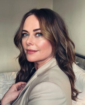 Polly Walker Instagram - Bridgerton press day one look - thank you so much to my dream team for looking after me 🤩 the brilliant…
@epilogueagency
@mrfabioimmediato 
@sophie_brown_mua
@thebradylea 
wearing @luisaspagnoli 
@joshwood @imarninails 

❤️💐 #Bridgerton @bridgertonnetflix