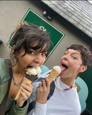 Pollyanna McIntosh Instagram - Miss you @cassadymcclincy ❤️✌️🍦But lucky to have you in my lyife. #TWDFamily #TheWalkingDeadFamily