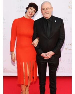 Pollyanna McIntosh Instagram - Thank you @iftaacademy for a fabulous evening celebrating Irish talent and beyond. So great to see so many friends! Thanks to @higginsheatherpr for everything. ✌️
