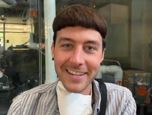 Pollyanna McIntosh Instagram - Heroes with the shit haircut on. This is #TWDWorldBeyond walkers and crew’s playfulness with my stunt double’s wig but thought a fitting post after episode 3 of #TWDTheOnesWhoLive last night. 
#TWDFamily #TheWalkingDead