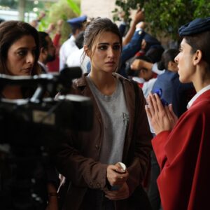Pooja Bhamrrah Instagram - Crew ❤️
Grateful for the experience, the lessons and the memories! 
.
.
.
#crew #actor #kritisanon #kareenakapoorkhan #tabu