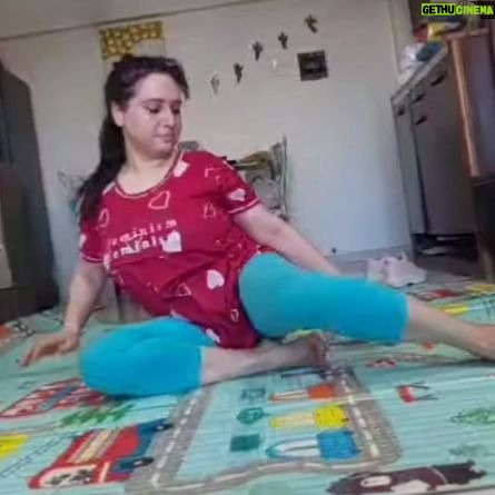 Pooja Joshi Arora Instagram - Started yoga because yoga sai hi hoga