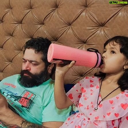 Pooja Joshi Arora Instagram - Fun with papa