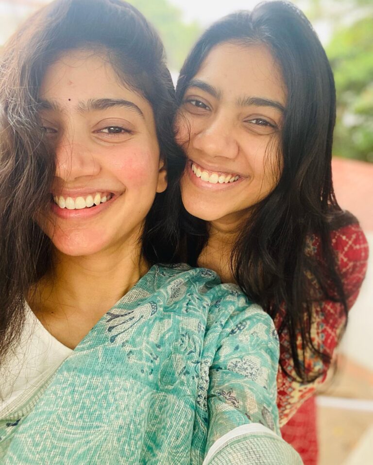 Pooja Kannan Instagram - Forever clinging onto you ❤️ Happy Birthday to my best friend, confidant , therapist, cheerleader , guide , sister and mother @saipallavi.senthamarai