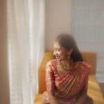 Pooja Kannan Instagram - Moments between shutter speed 🥰