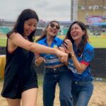 Poppy Jabbal Instagram – Get ready to groove as your favorite celebrities @iamishitaraj and @poojachopraofficial hit the dance floor with @poppyjabbal to the beats of “Bom Diggy”! With their infectious energy and killer moves, they’re sure to light up the stadium and get everyone in the party mood.

#CCL2024 from February 23rd – March 25th and will be Live on JioCinema and Sony Ten 5.

#A23 #Parle2020 #CCLSeason10 #Chalosaathkhelein #CCLonJioCinema #CelebrityCricketLeague #JioCinema

@a23rummy @parle2020cookies 
@bharathicementofficial @officialjiocinema @sonysportsnetwork