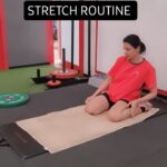 Poppy Jabbal Instagram - Try out this Stretch routine Great after a leg day #stretch #yoga #pigeonstretch