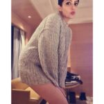 Poppy Jabbal Instagram – When u are hot n cold at the same time