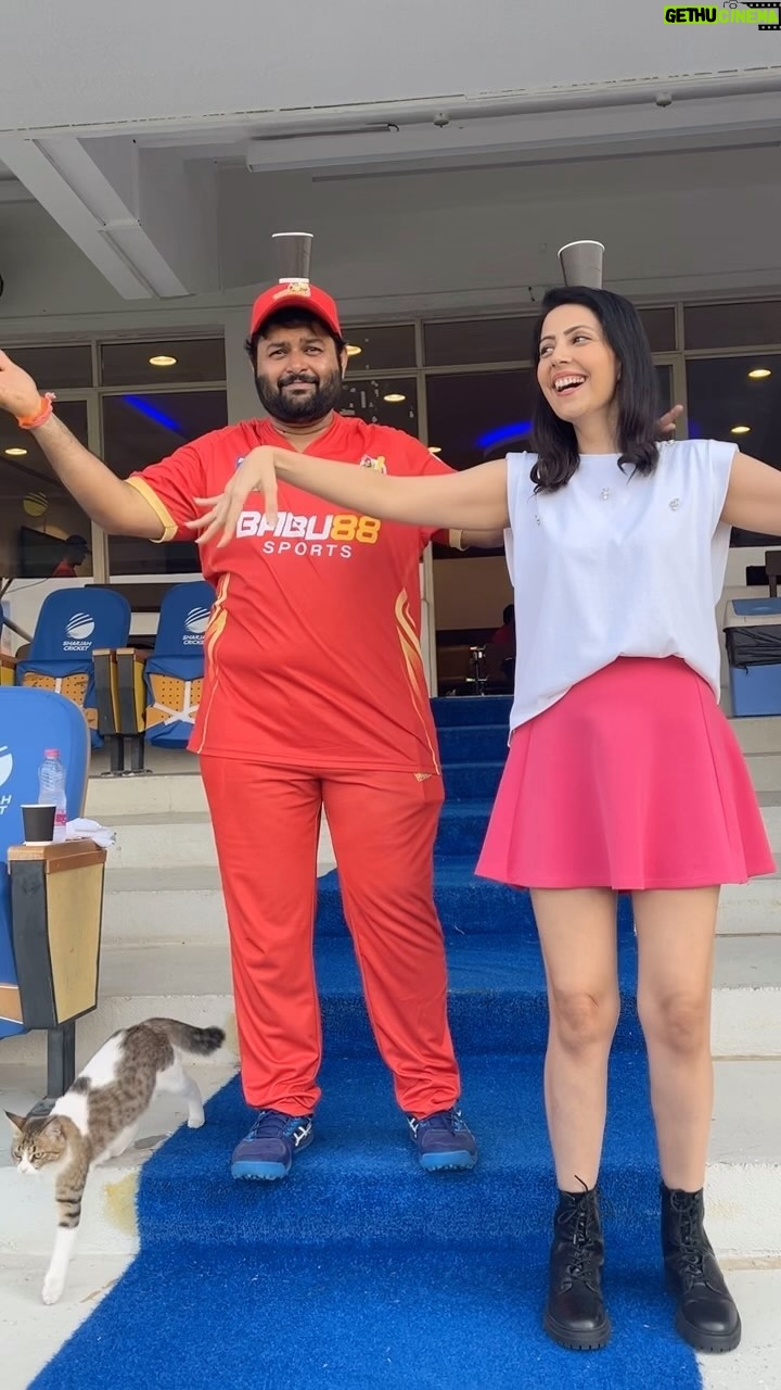 Poppy Jabbal Instagram - @musicthaman and @poppyjabbal groove to the beats of abrar’s entry, after an incredible win for @telugu.warriors. PS: The cat was a paid actor. @danubeproperties Presents CCL UAE Weekend #CCL2024 from February 23rd - March 25th and will be Live on JioCinema and Sony Ten 5. #A23 #Parle2020 #CCLSeason10 #DanubeCCLUAE #TruckersUAE #CCLUAE #Chalosaathkhelein #CCLonJioCinema #CelebrityCricketLeague #JioCinema @a23rummy @parle2020cookies @danubeproperties @bharathicementofficial @officialjiocinema @sonysportsnetwork @ccl.uae @truckersuaey