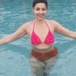 Poppy Jabbal Instagram - Swim n not shower ?